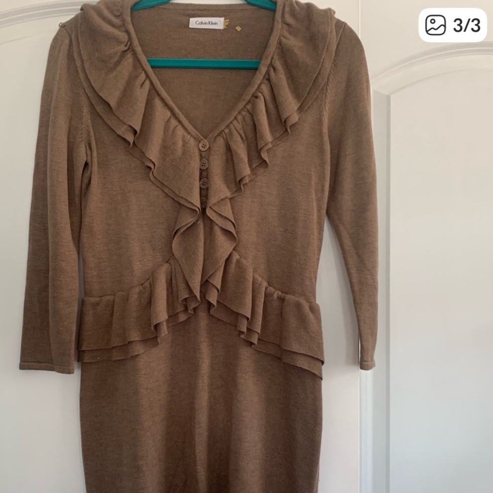 Calvin Klein woman’s sweater dress
New no tag